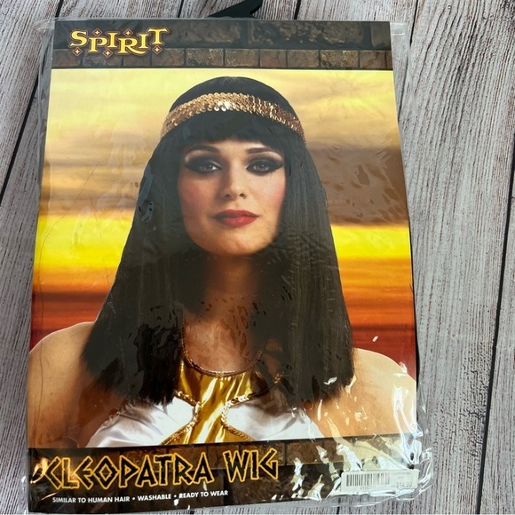 Spirit Queen Cleopatra Halloween Costume Medium - Picture 7 of 8